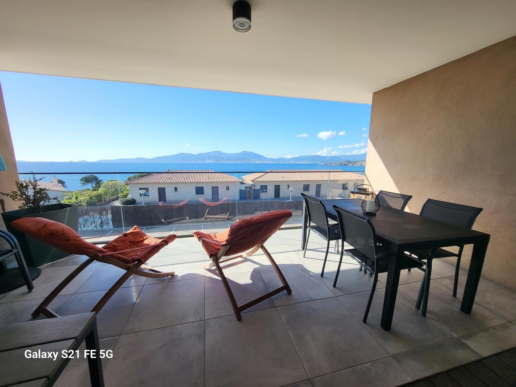 Appartement De Standing Bord De Mer Pietrosella Exterior foto